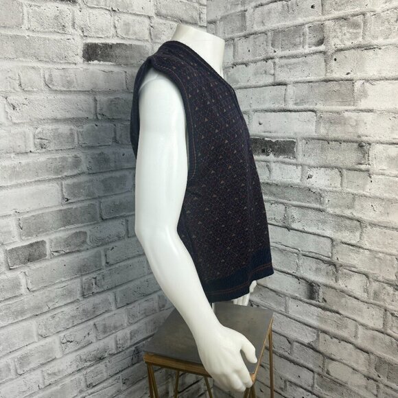 Arnold Palmer Vintage V-Neck Knit Sweater Vest - Picture 3 of 6